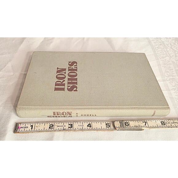 Iron Shoes by C. Roy Angell Broadman Press 1953 Hardcover - Picture 5 of 5